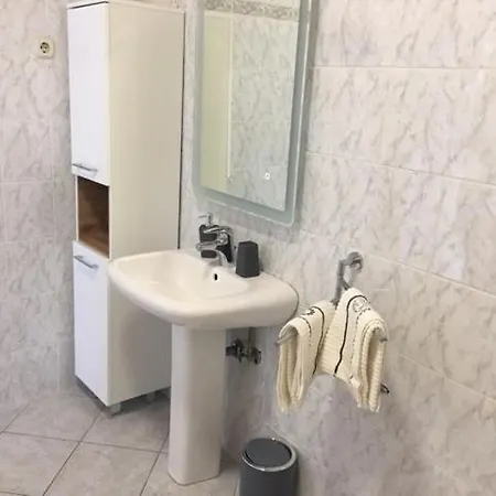 Nela * Veprinac
