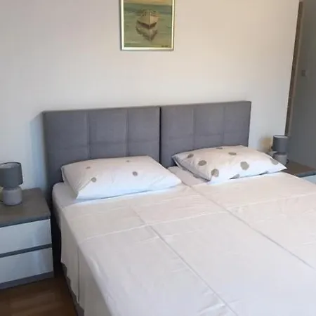 Nela Apartman Veprinac