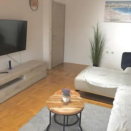 Nela Apartment Veprinac