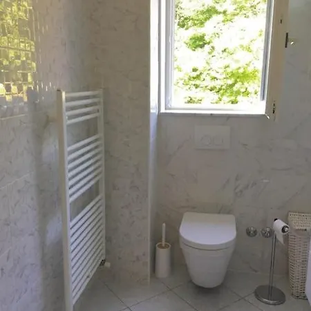 Nela Apartment *